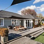 Mid-Century Modern Family Home