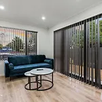 Jupiter St Holiday Home No 3