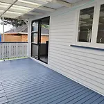 Auckland Home Away From Home