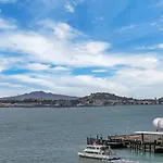 Qv Waterfront Magic