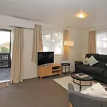2 Bed Apartment In Kingsland - Free Wifi And Parking