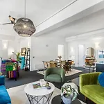 Gorgeous Ny Style Loft In Cbd - Netflix Wifi