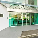 Hideaway Apartment With Pool And Free Parking