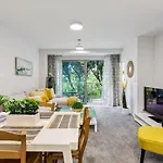 Hideaway Apartment With Pool And Free Parking