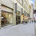 Gorgeous Ny Style Loft In Cbd - Netflix Wifi