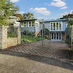 Hollys Abode With Piano And Deck