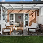 Renovated Character Central Home - Wifi & Netflix