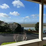 Seaview King Ensuite West Harbour Auckland