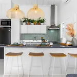Stylish And Sunny 2 Beds In Grey Lynn
