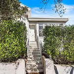 Stylish And Sunny 2 Beds In Grey Lynn