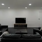 Large Family House 8 Br