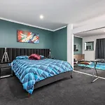 Qv Modern Upscale Apartment Wifi & Parking - 1046