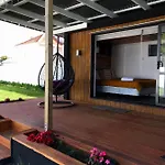 Onehunga Garden Tinyhouse With Parking