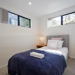 Wanna Live In The Brand New House? Check This Out!