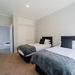Family Friendly Oceanview Howick Home - Pets+