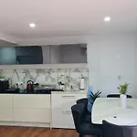 Mt Eden 2 Beddie Home