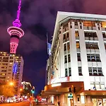 Corporate Gem + Rooftop Pool & Spa