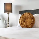 Corporate Gem + Rooftop Pool & Spa