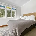 Tui Escape - 4 Bedroom Downstairs Villa Birkenhead