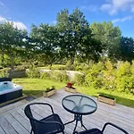 Coatesville Country Retreat