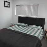 Homestay! Close To Airport, Bus & Train Station