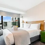 Cosy 2Brm Cbd Apartment