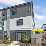 Your Home Away From Home Located Near Auckland Cbd