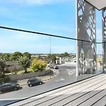 Your Home Away From Home Located Near Auckland Cbd
