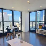 Magnificent Harbour View Skytower View Apartment In Cbd