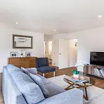 Private And Sunny 3-Bedroom Home With Parking