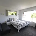 Sunshine Hillcrest Home