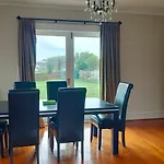 Sky Stars Elegant Home With Seaview