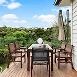 Grand Retreat With Spa, Sauna & Parking
