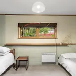 Treetop Sanctuary - Titirangi Holiday Home