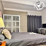 Peaceful And Lovely Home With External Private Bathroom