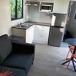 Takapuna Beach Holiday Park