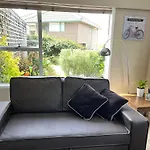 Family Suite At Campbells Bay -Netflix Tv