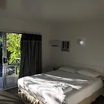 Siesta Motel