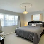 Home In Central Auckland