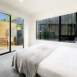 Brand New 2 Bedroom Unit In Albany