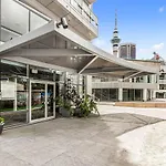 Urban Escape: Prime Location