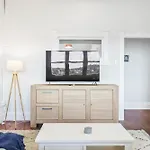 Spacious Kingsland 4Br Home