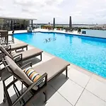 Lovely Bright Apartment With Balcony Pool And Gym