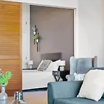 Relaxing Sea Wharf View Apartment