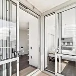 Modern One Bedroom Apartment In Auckland Central