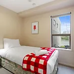 Uptown Two Bedroom Apartment With The Essentials