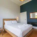 Executive Home In Mt Eden