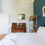 Executive Home In Mt Eden