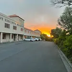 Albany Executive Motor Inn Limited