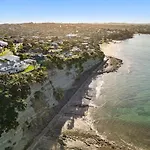 Hampton On View Luxury Clifftop In Campbells Bay